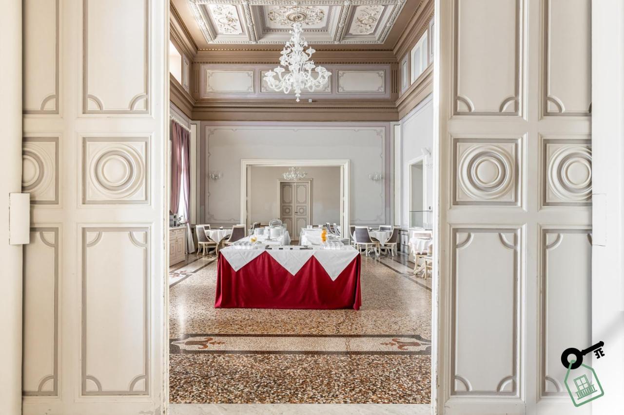 Hotel Rooms Livorno Exterior photo